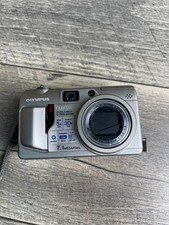 Olympus Camedia C-7000 Zoom Digital Camera Silver 7.1 MP 2" LCD 5x Optical Zoom