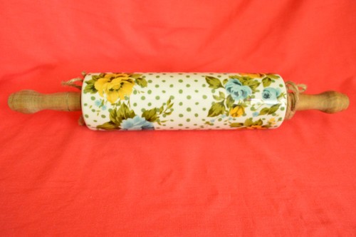 Pioneer Woman Rose Shadow Ceramic Rolling Pin Wood Handle Floral Dots Retired