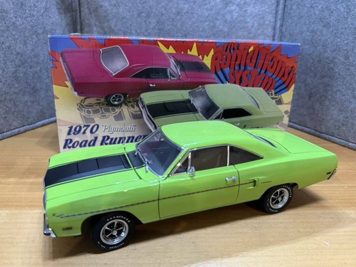 Gmp 1/18 Plymouth Road Runner 1970 Green Looney Tunes