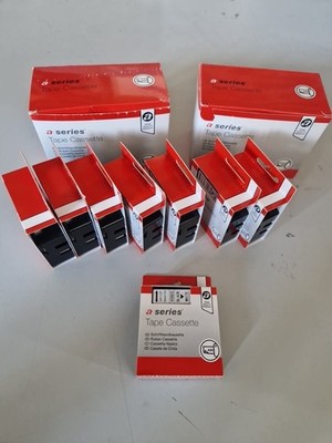 45803 - 8x Tape Cassette A Series Black & White AS1421 / für Dymo D1