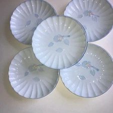 Arita Ware Kazan Kiln Flower Pattern 5 Medium Plates, Light Colored, Used