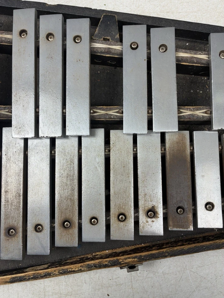 MUSSER MODEL 645 XYLOPHONE IN PLAYING CONDITION V1551 - Image 4 of 4