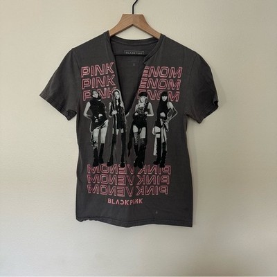 BLACKPINK KPop Small Pink Venom Group Portrait Distressed Deep V- Neck T-Shirt