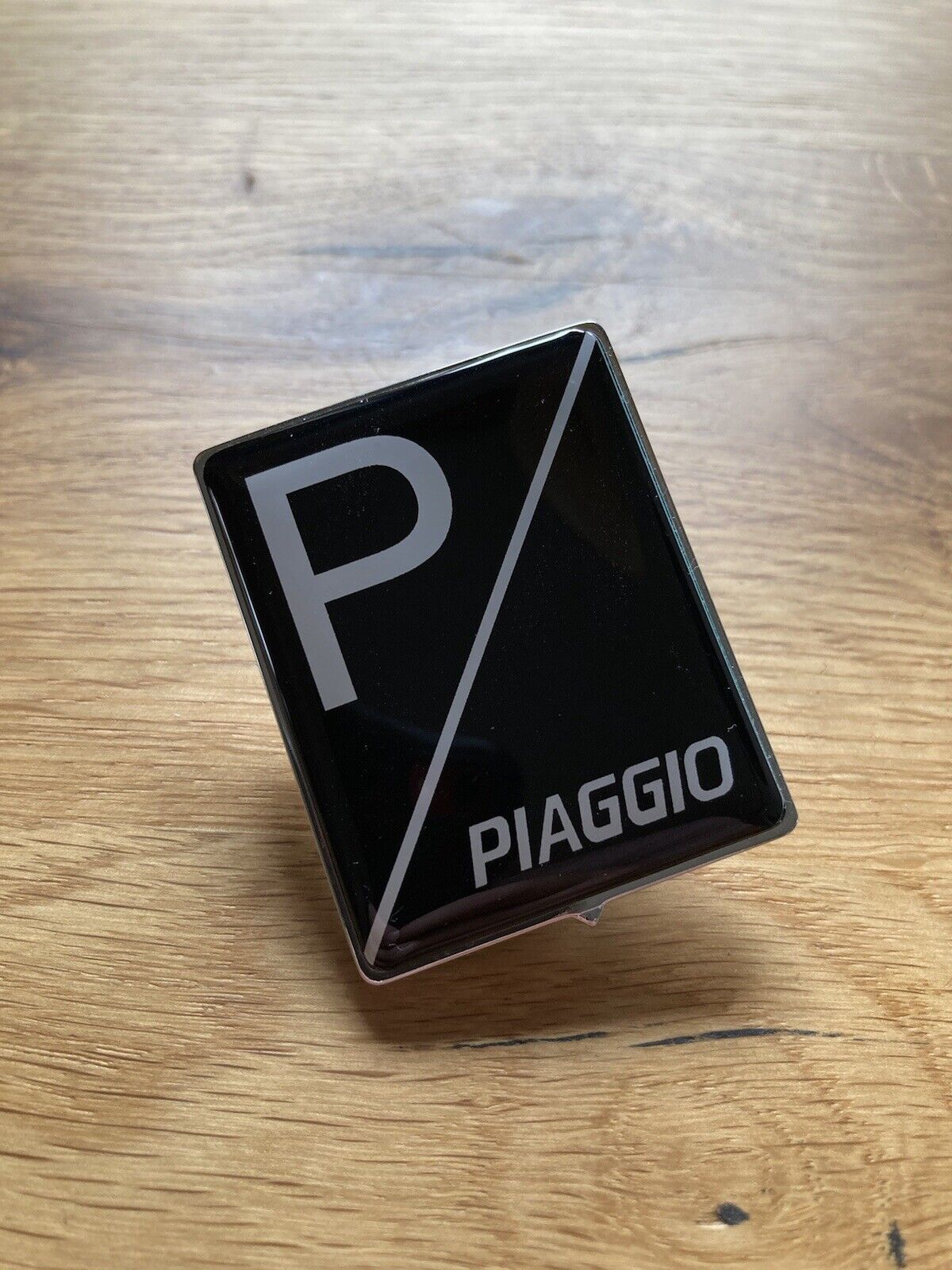 Vespa GTS 【SALE／63%OFF】 300 Emblem Sticker Black ポイント10倍 HPE SUPERSPORT Notte PIAGGIO