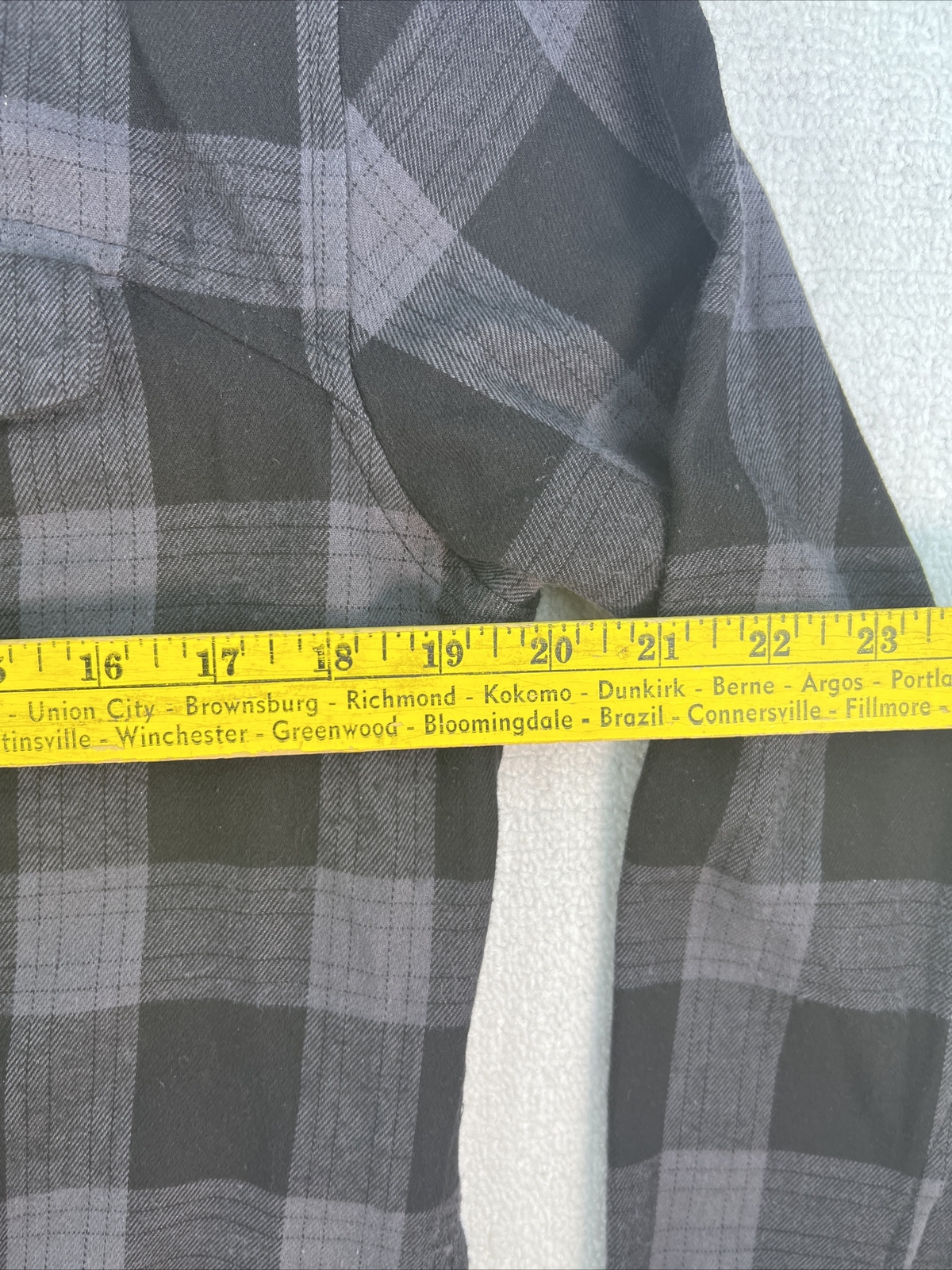 Stormtech Snap Button Down Performance Flannel Me… - image 7
