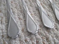 Cambridge Heather Sand Stainless Flatware 19 pc Mixed Set