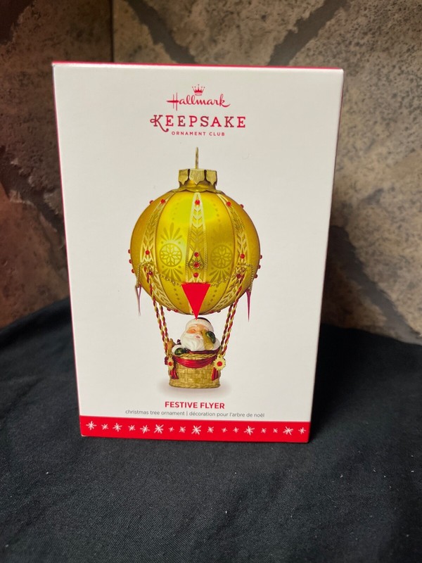 2016 Hallmark Keepsake Ornament -  MEMBER EXCLUSIVE -  FESTIVE FLYER