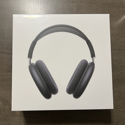Apple AirPods Max Over-Ear Headphones w/ Smart Case, USB-C, Midnight