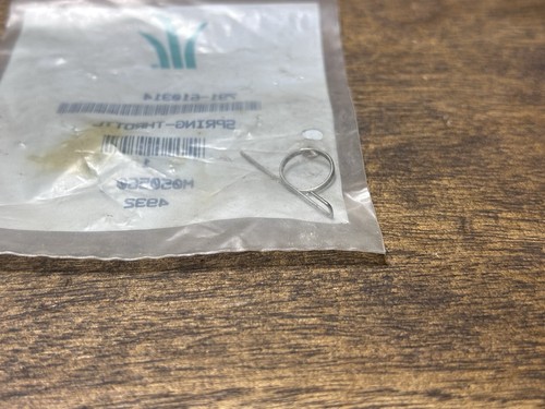 New MTD Genuine Throttle Spring Multiple Makes & Models - 791-610314 - NOS - Picture 2 of 3
