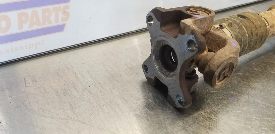 17 DODGE RAM 3500 6.7L FRONT DRIVE SHAFT - Image 4 of 4