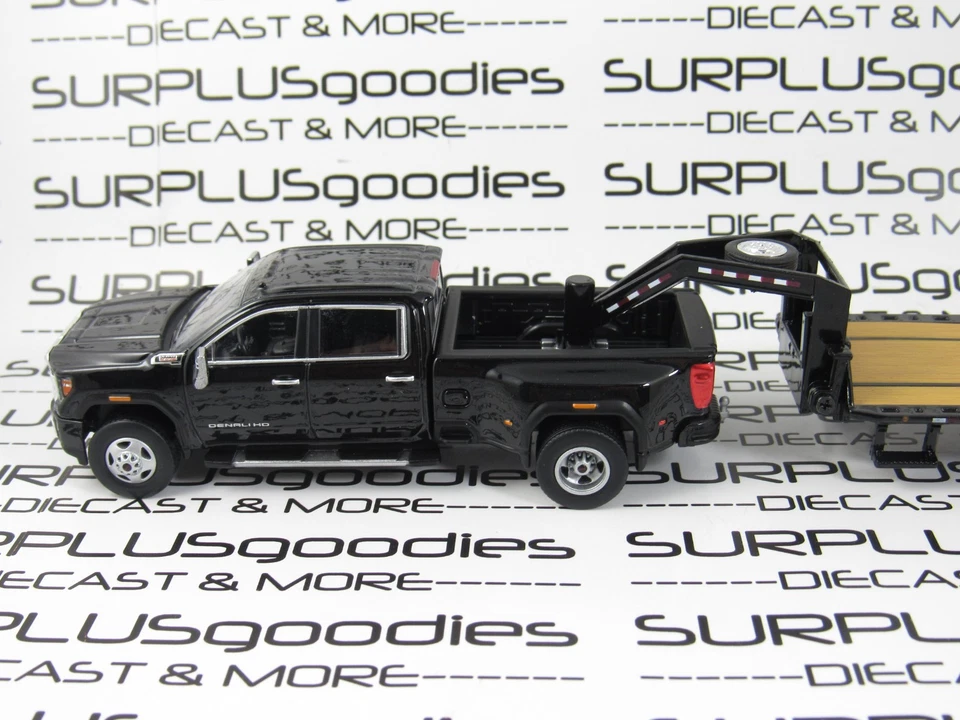 Greenlight Black 2022 GMC SIERRA 3500 DENALI Dually Pickup w/Gooseneck Trailer - Image 3 of 4