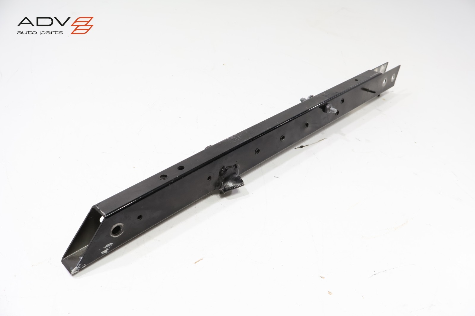 2017 - 2023 AUDI R8 REAR MEMBER RIGHT PASSENGER SIDE SUPPORT BRACKET OEM