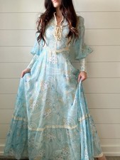Vintage 1970s Prairie Dress Maxi Paisley Print Victorian Prom Romantic