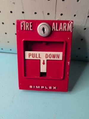 Simplex 4251-20 Conventional Fire Alarm Pull Station - No Key - Used - #10