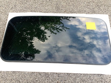 Tempered Front Left Driver Side Door Glass For 2014-2020 Nissan Rogue – FD26155GTY