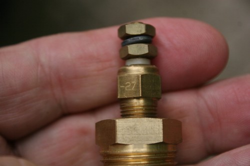 Medidor de temperatura de aceite AutoMeter Ultra-Lite fibra de carbono 2 1/16" - 4748 - Imagen 12 de 13
