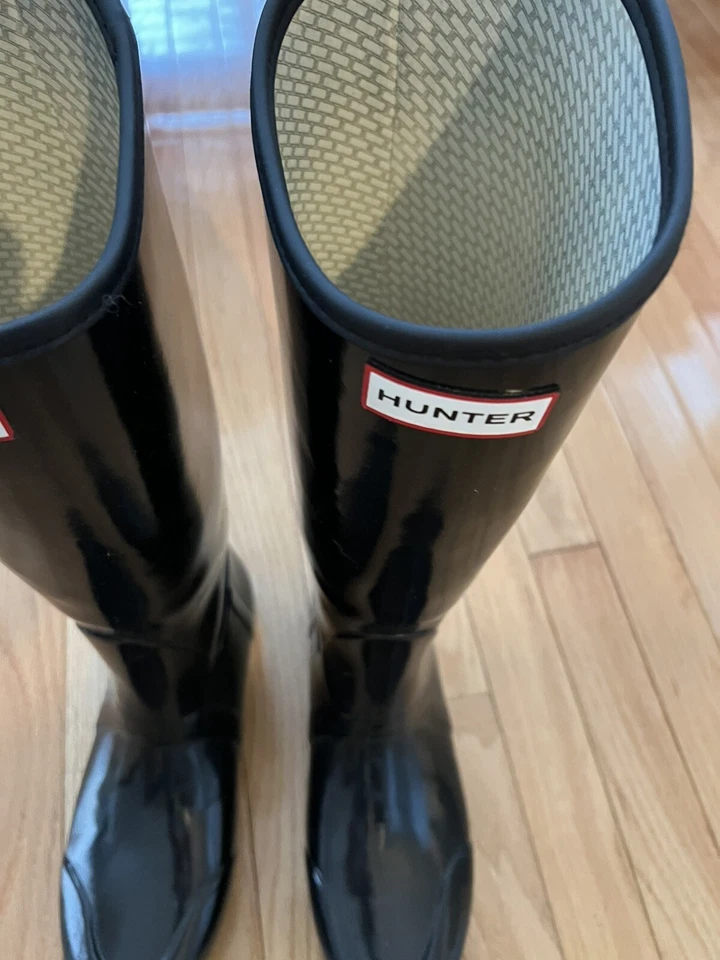 Hunter Tall Gloss Rain Boot for Women, Size US 10- Black - Image 4 of 4