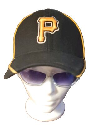 Pittsburgh Pirates Team MLB Hat Baseball Cap Size S/M  Black