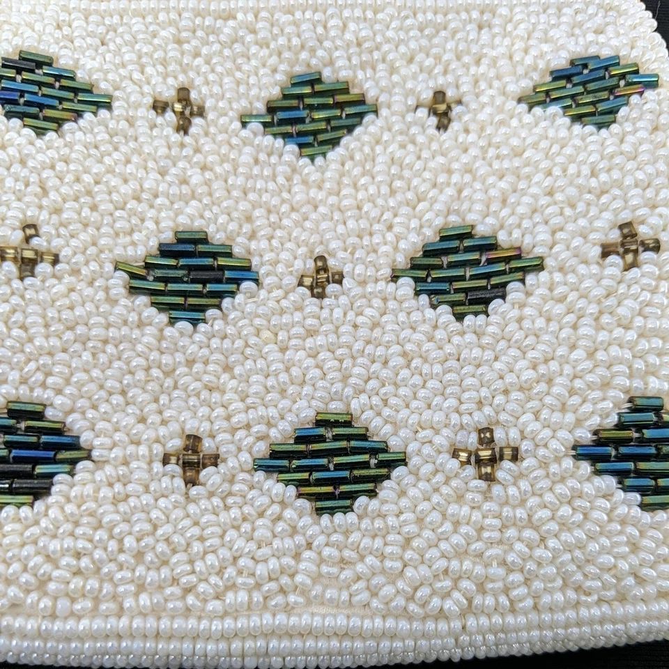 vintage Silk  beaded Small  Change  purse unbranded - Image 3 of 4