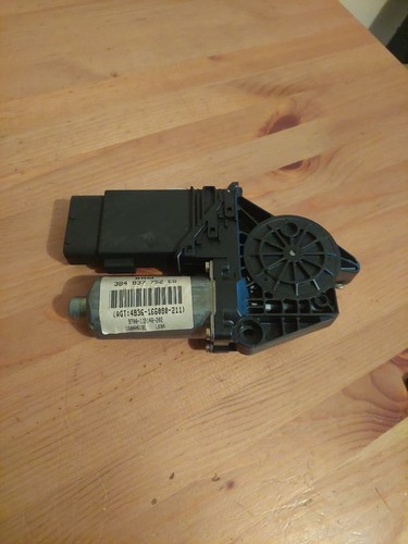 VW Passat 3B ektrischer Fensterheber vorne rechts 3B4837752EG Fensterhebermotor