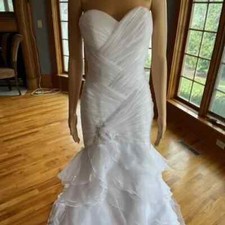  Venus White Organza Ruffles Strapless Flare Bridal Gown Wedding Dress Size 6
