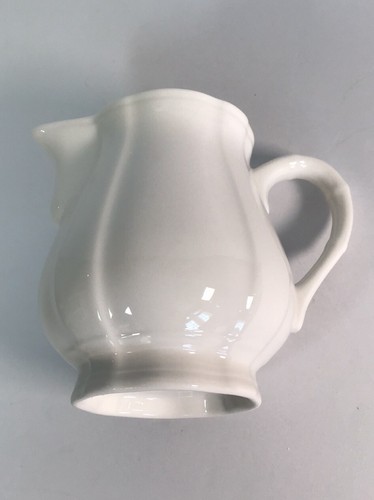 Villeroy & Boch 4" Manior White Coffee Creamer Pitcher Porcelain - Picture 4 of 7