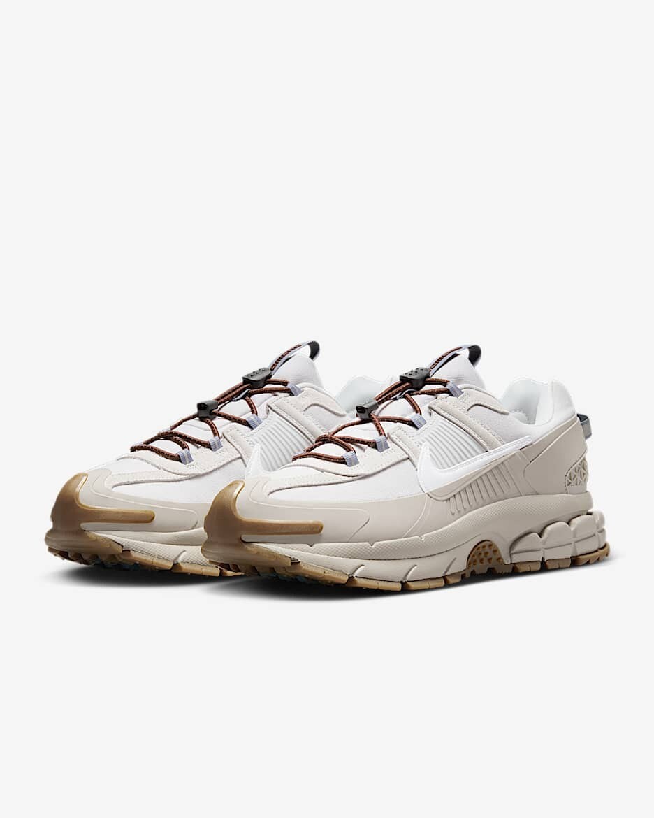 スニーカー Nike SNEAKER (HV4294) Nike Zoom Vomero Rom Men's Winterized shoes Fast Shipping