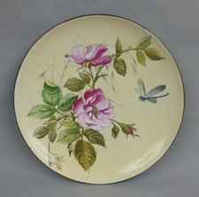 assiette décorative en faïence de Montereau décor roses libellule no creil