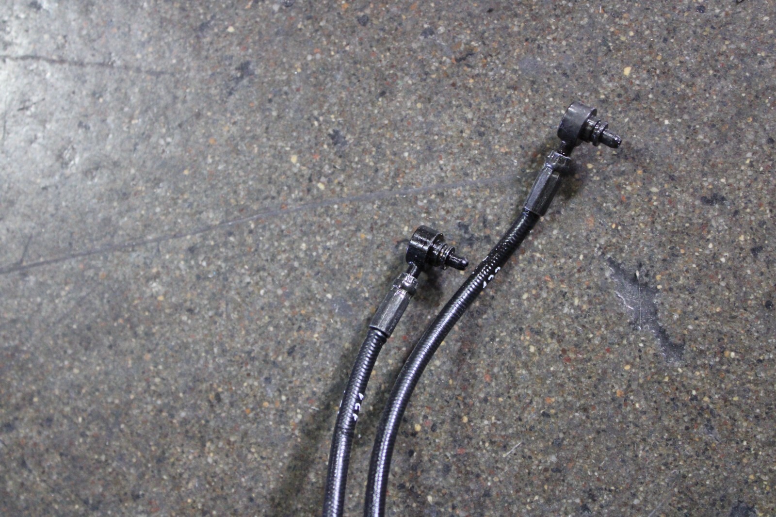 Ferrari California T, LH, Front Convertible Top Lift Cylinder, Used, 81860200