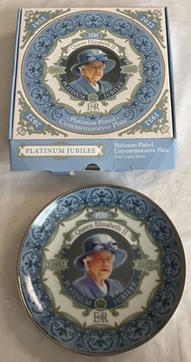 Queen Elizabeth II Platinum Jubilee 1952-2022 Teller & Ständer verpackt NEU