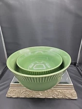 Pfaltzgraff Green Serving Bowls. 2008 Lifetime Brands,INC 1.5 qrt & 3 qrt
