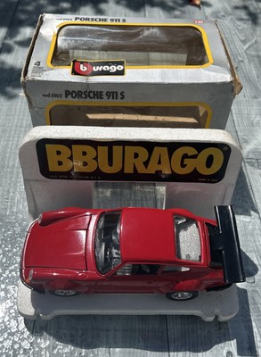 BBURAGO PORSCHE 911 S RED VINTAGE 1:24 DIECAST ITALIAN MODEL No