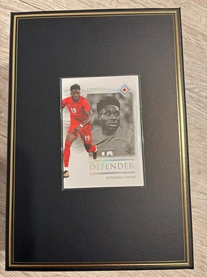 2022-23 Futera Unique World Football - Defenders Alphonso Davies 1/1