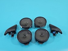 Porte avant et accessoires Infiniti Q30