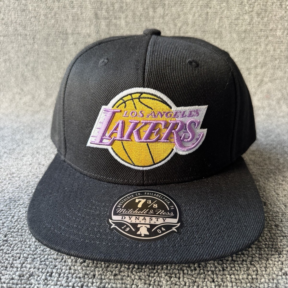 Mitchell & Ness Lakers Fitted Hat Black 7 3 8 Retro NBA Cap