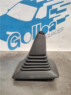 SCHALTMANSCHETTE -- Toyota Camry (SV/VZV/CV2) 1991 5880832020