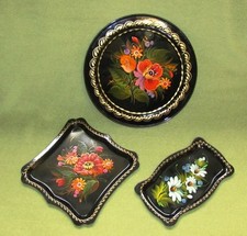 3 Emaille Teller/Tabletts; Blumen Gold