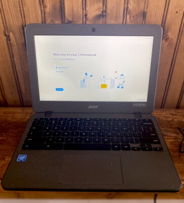 Acer NX.G55AA.010 Chromebook 11.6in LCD Touchscreen 2.48Ghz 4GB Laptop - Black