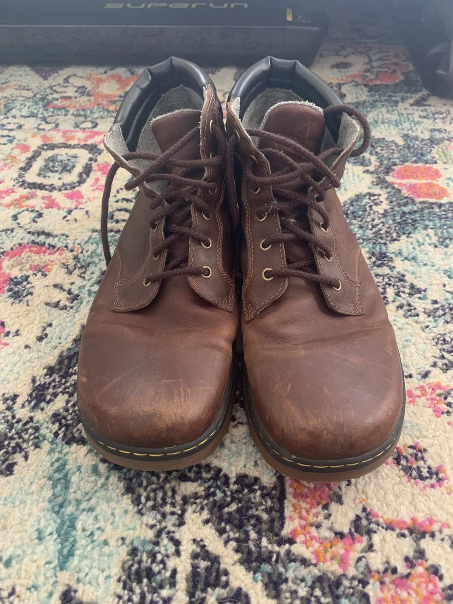 Dr. martens men's top tipton chukka boot