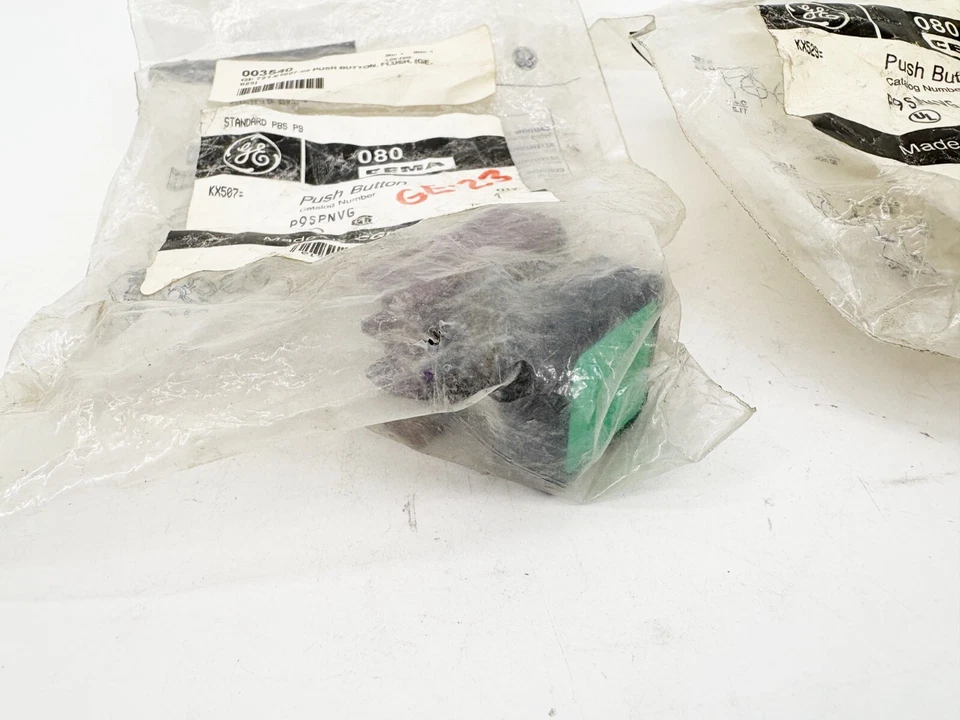 Lot of 2 New General Electric GE P9SPNVG Push Buttons Momentary Green - Image 2 of 3