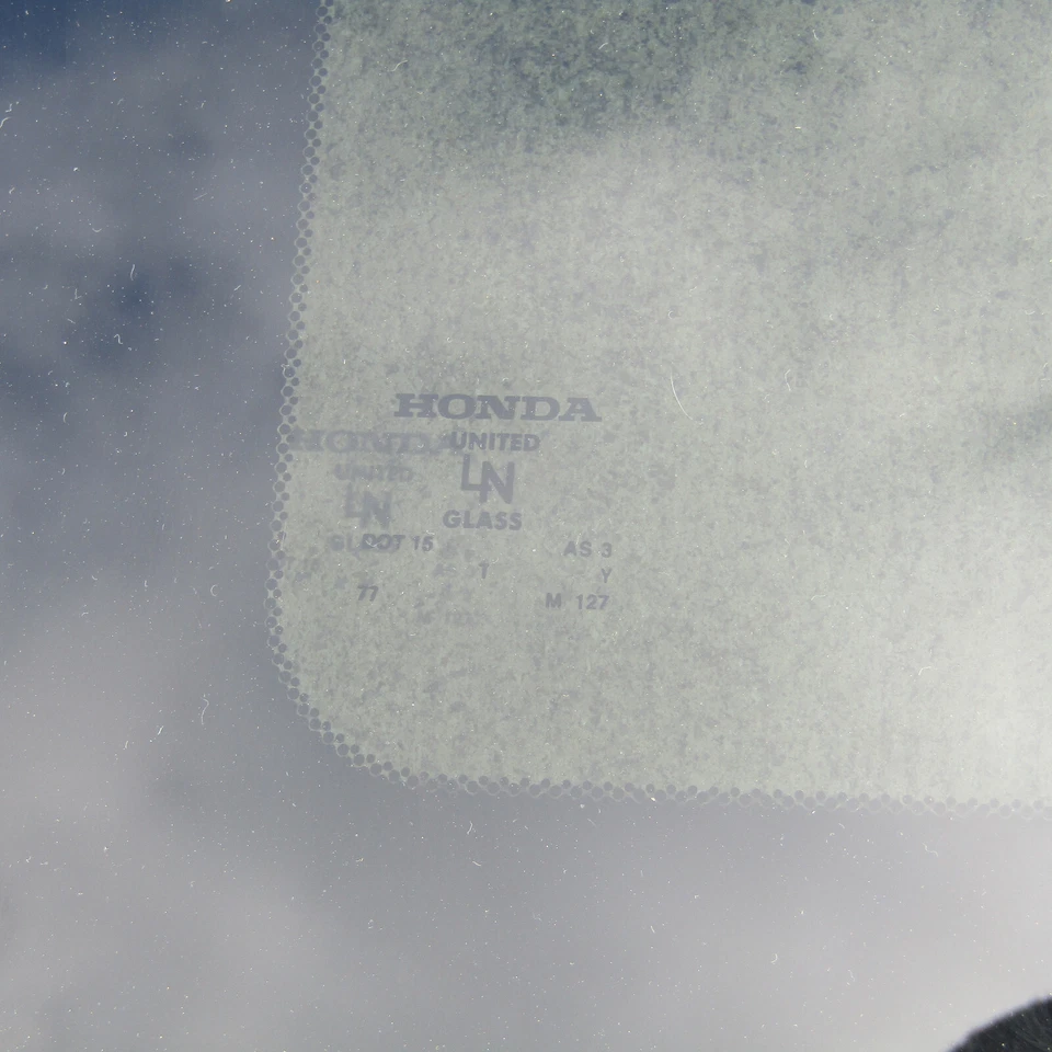 2006-2014 Honda Ridgeline Sunroof Glass Part # 70200-SJC-A02 - Image 3 of 4