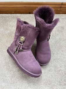 uggs boots cost