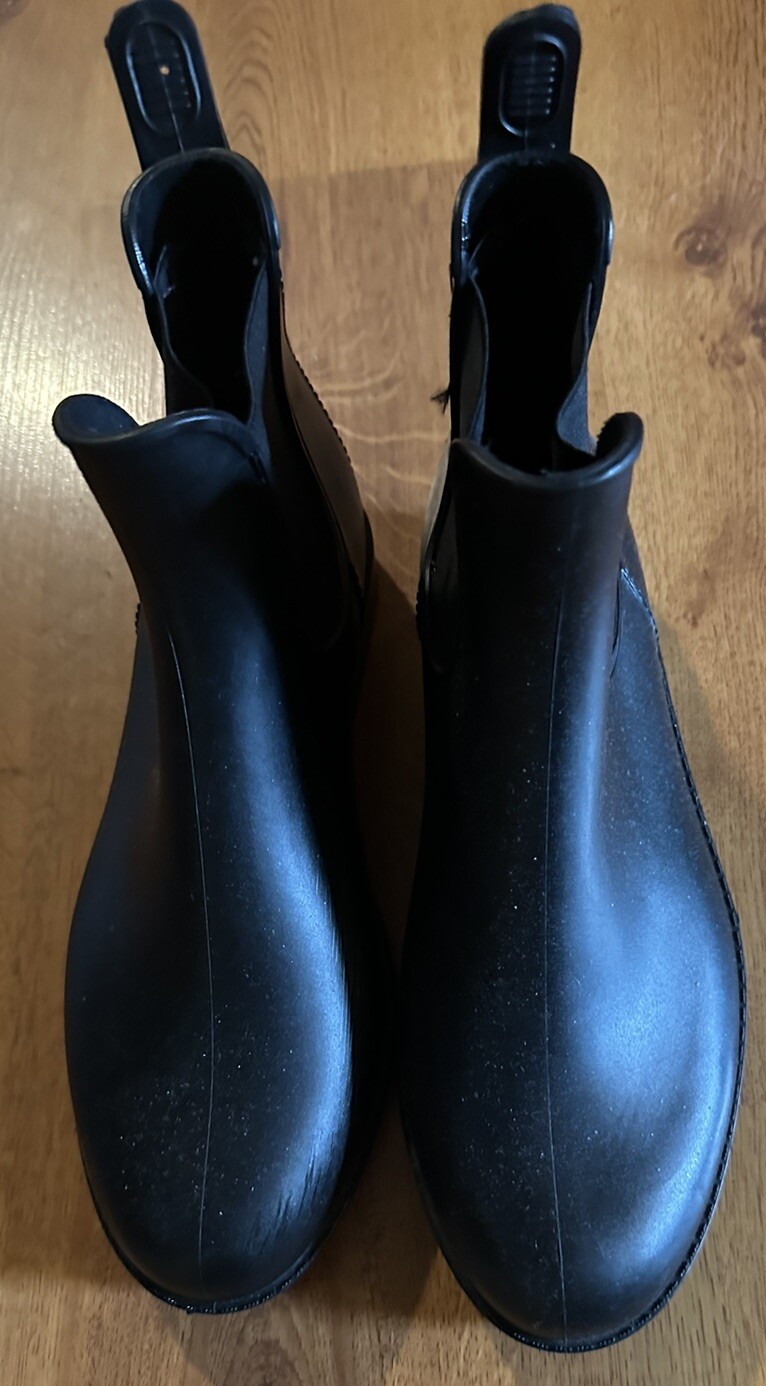 Black Rain boots Womens Size 6 New Short Ankle Shoes Winter Fall-image