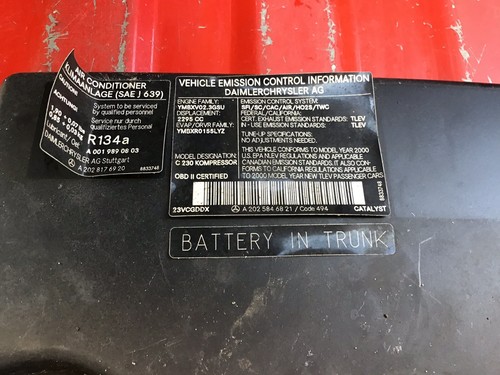 97-03 Mercedes W208 CLK320 CLK430 Under Hood Right Fuse Box Cover 2025400582 - Imagen 2 de 4