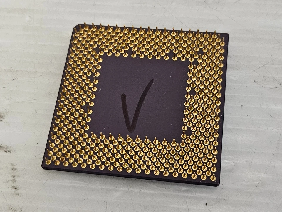 AMD Duron 1300MHz, DHD1300AMT1B, Vintage Processor, Socket A (462) - WORKING - Image 2 of 2