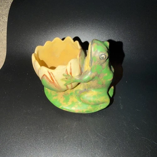 Weller Pottery  1920s Frog on Lily Pad  Lotus Vase Planter one repair see photos