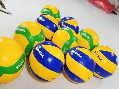 Mikasa V200W Volleyballs   Official FIVB 2019 Rare Edition   Size 5 Lot of 10pcs