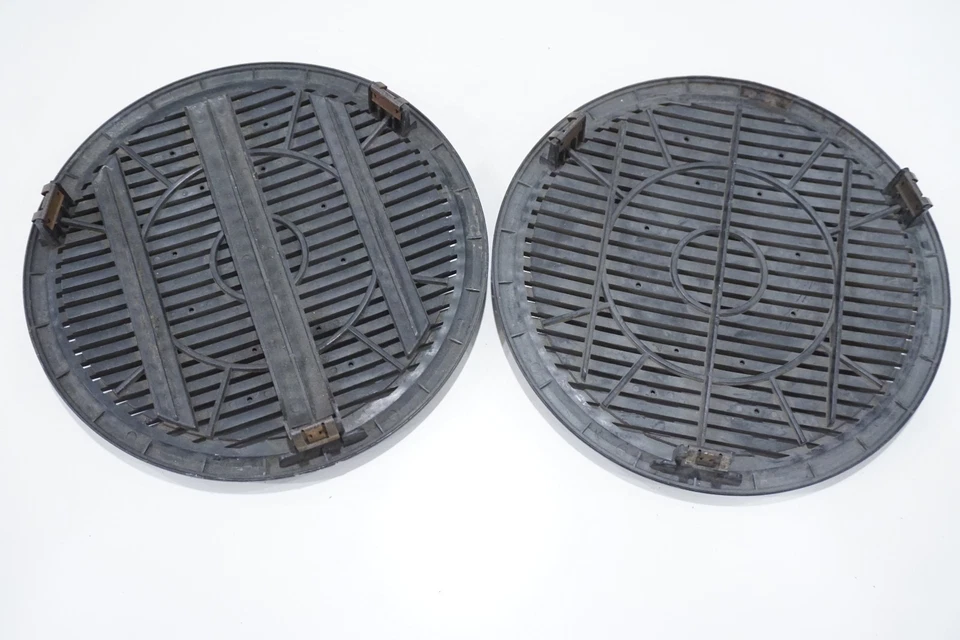 1993 - 1997 Honda Del Sol Door Panel Speaker Covers OEM - Image 4 of 4