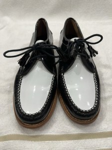 G.H. Bass & Co. Black Leather Wingtip Oxfords with Cream Laces Bass Oxford Shoes Women | eBay main image 2