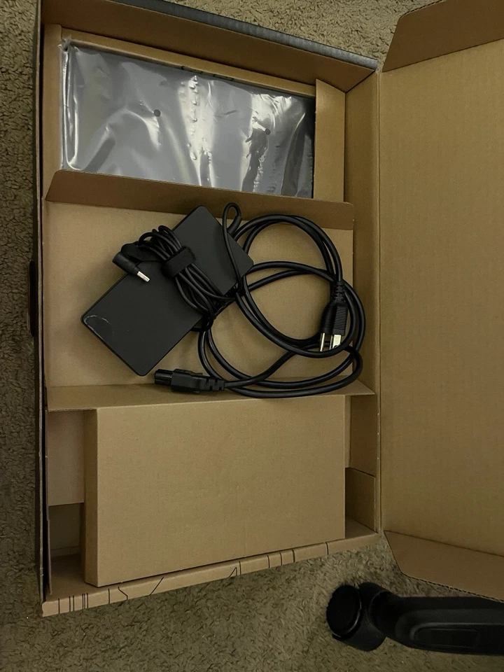 MSI GAMING LAPTOP - Image 2 of 4